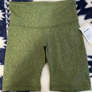 Active Biker Shorts